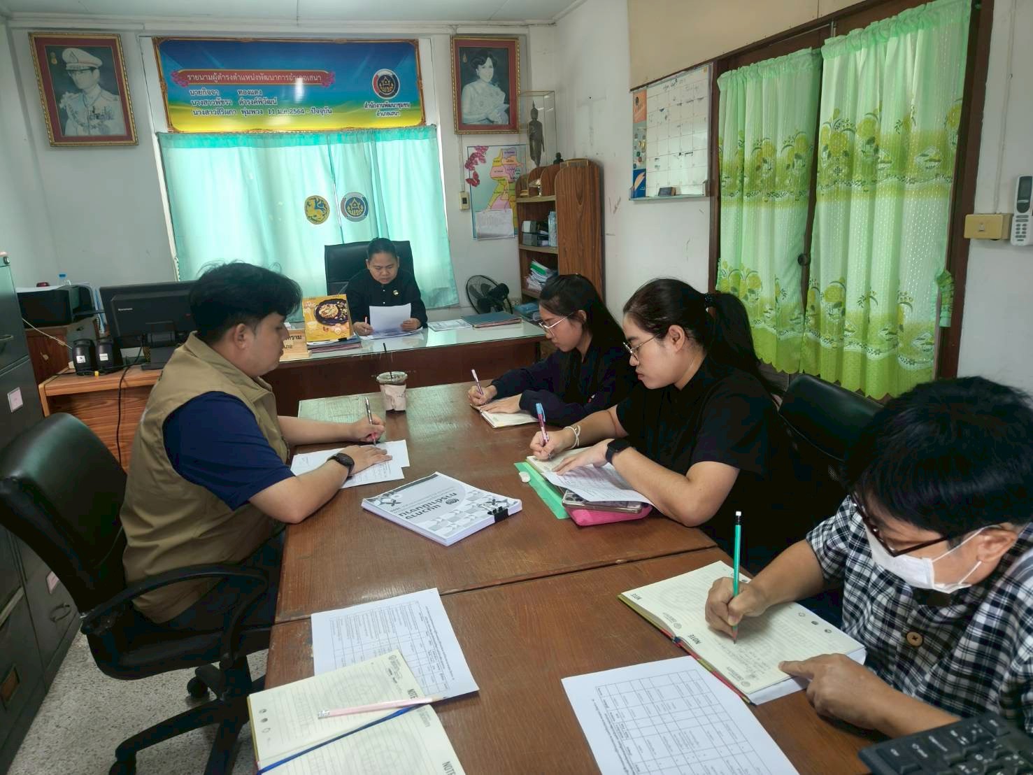 📢สพอ. เสนา🍃: ประชุมเจ้าหน้าที่พัฒนาชุมชนประจำเดือนพฤศจิกายน 🍠 