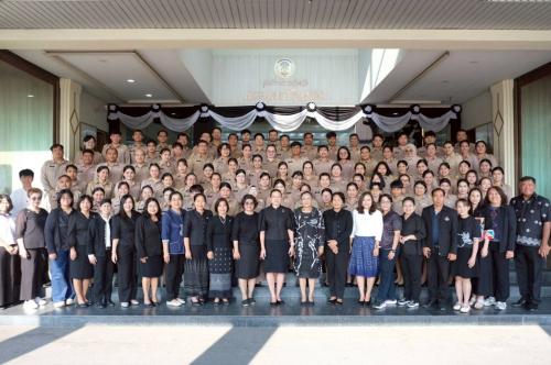 📢สพอ.เสนา🍃 : ร่วมพิธีส่งมอบพัฒนากรหลังเสร็จสิ้นฝึกปฏิบัติงานภาคสนาม ณ พื้นที่จังหวัดพระนครศรีอยุธยา ภายใต้โครงการพัฒนาข้าราชการที่อยู่ระหว่างทดลองปฏิบัติหน้าที่ราชการ หลักสูตรพัฒนากรก่อนประจำการ รุ่นที่ 133